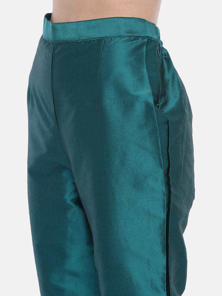 Neerus Green cotton woven kurta set - detail view 2