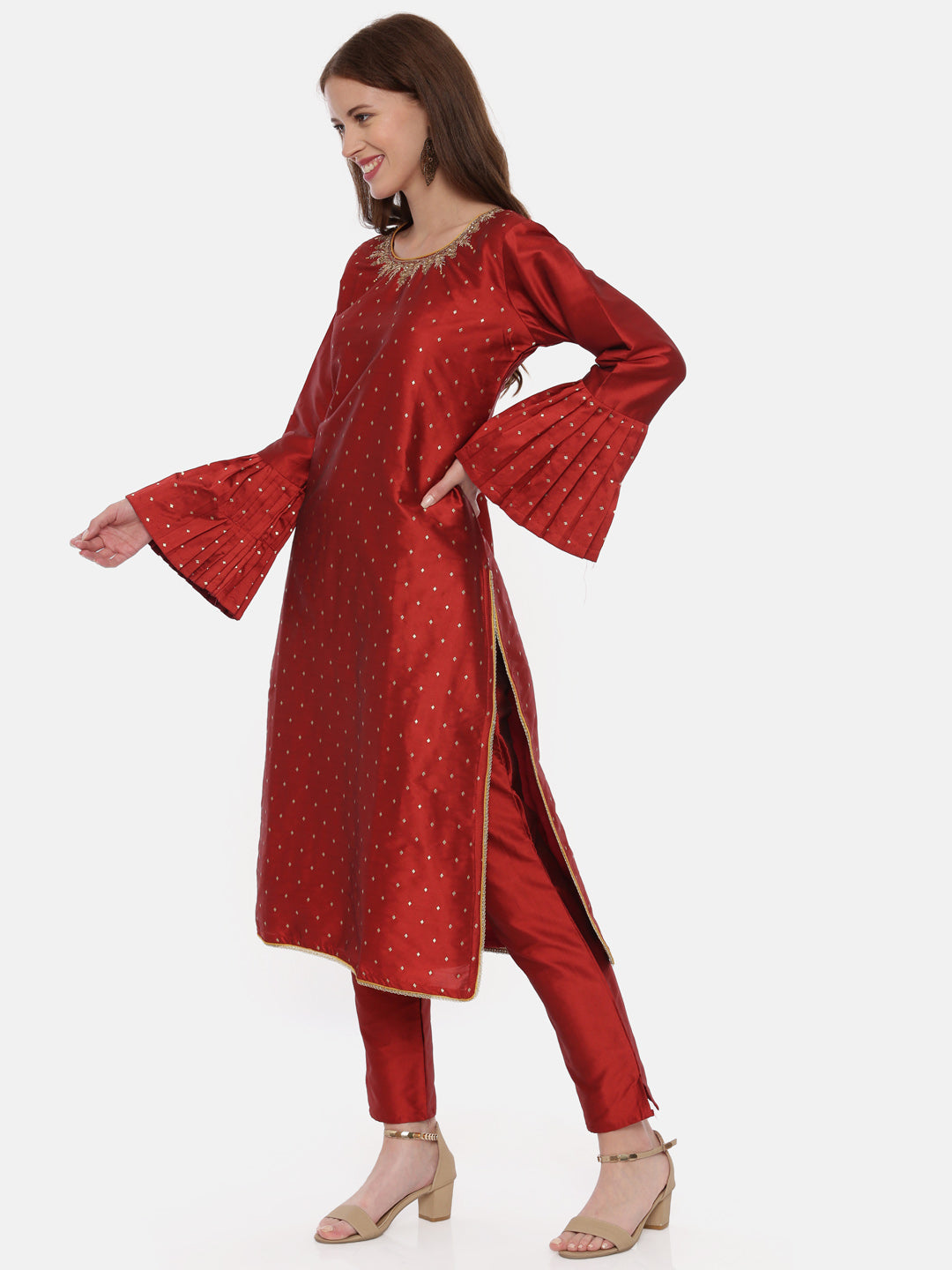 Neerus Red cotton woven kurta set - detail view 2