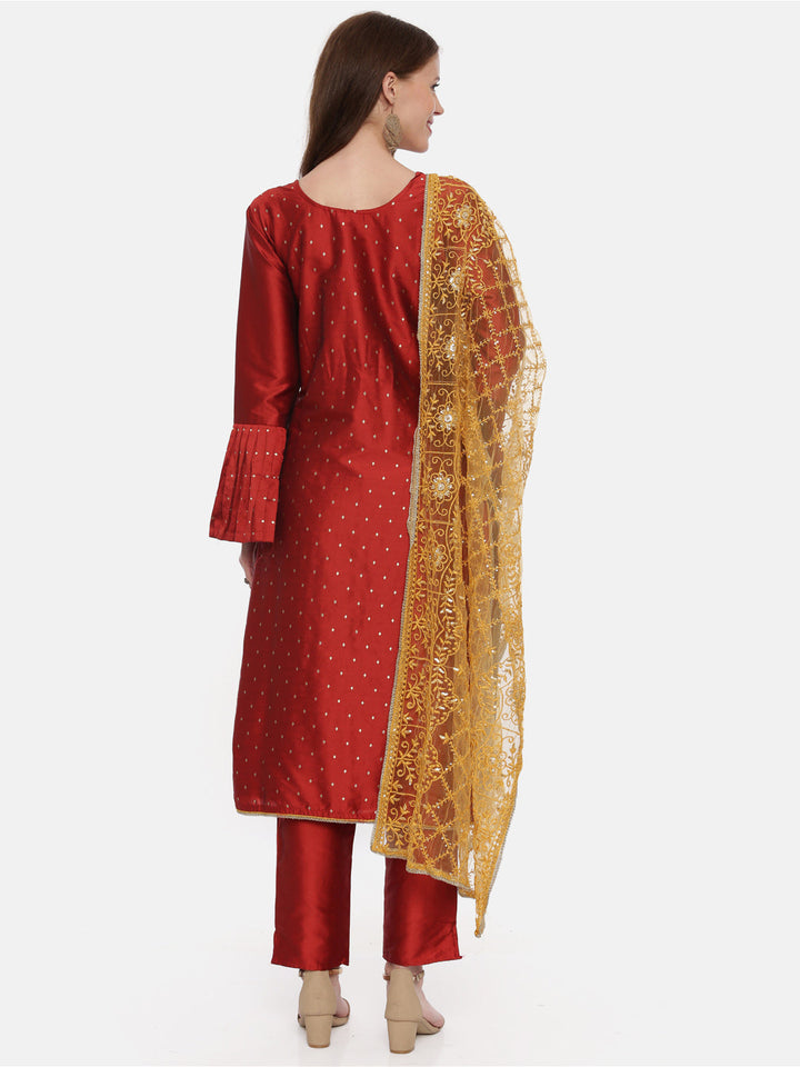 Neerus Red cotton woven kurta set - side view