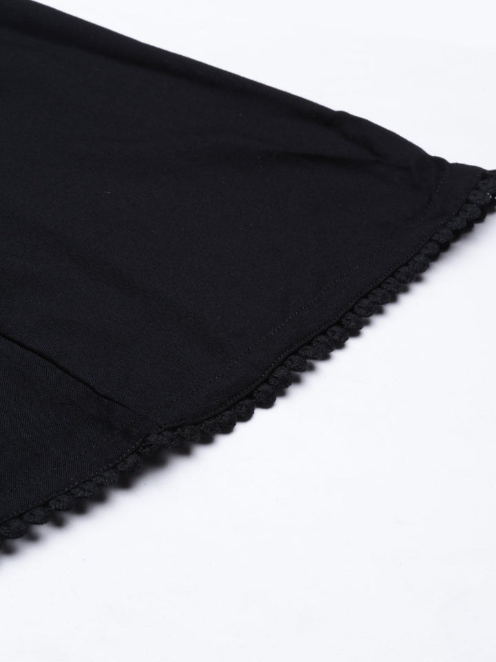 Neerus Black solid flared palazzo - detail view 4