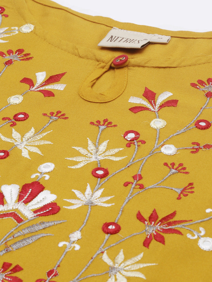 Neerus Yellow embroidered straight kurta - detail view 4