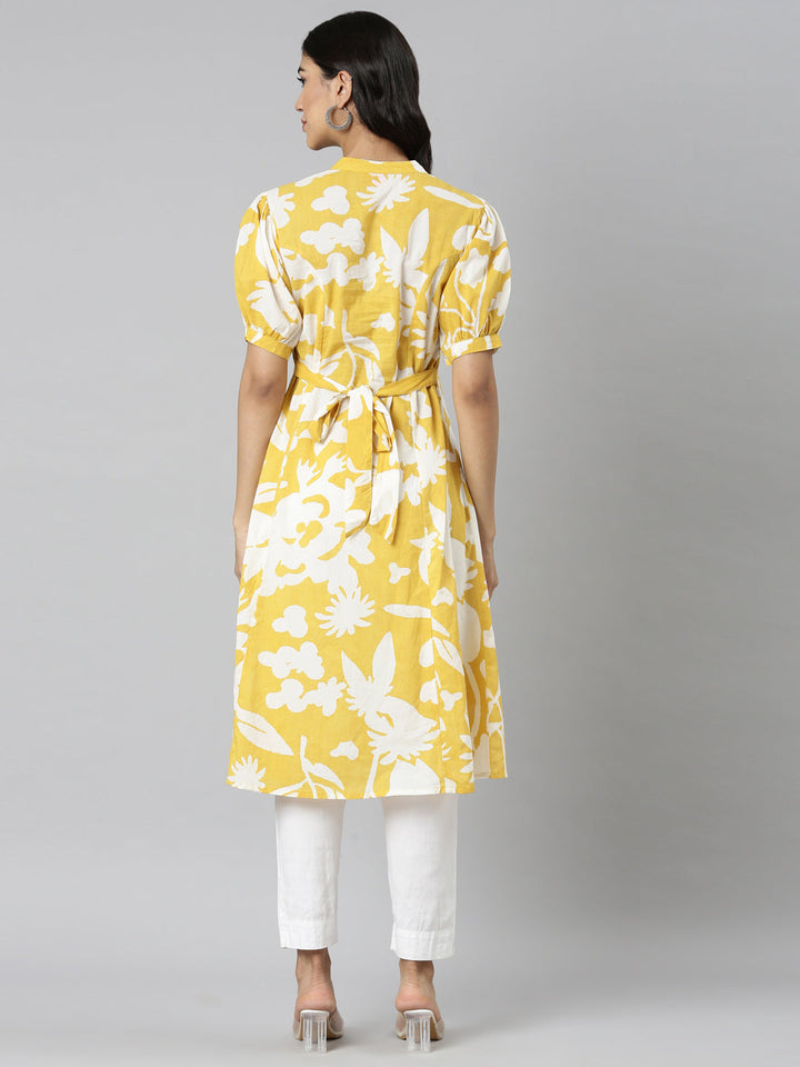 Neerus Mustard Casual Floral Straight Kurtas