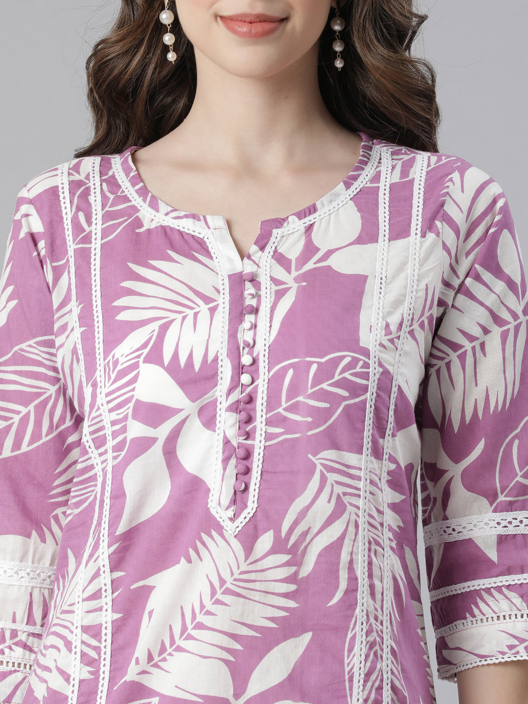Neerus Purple cotton printed suit set - back view