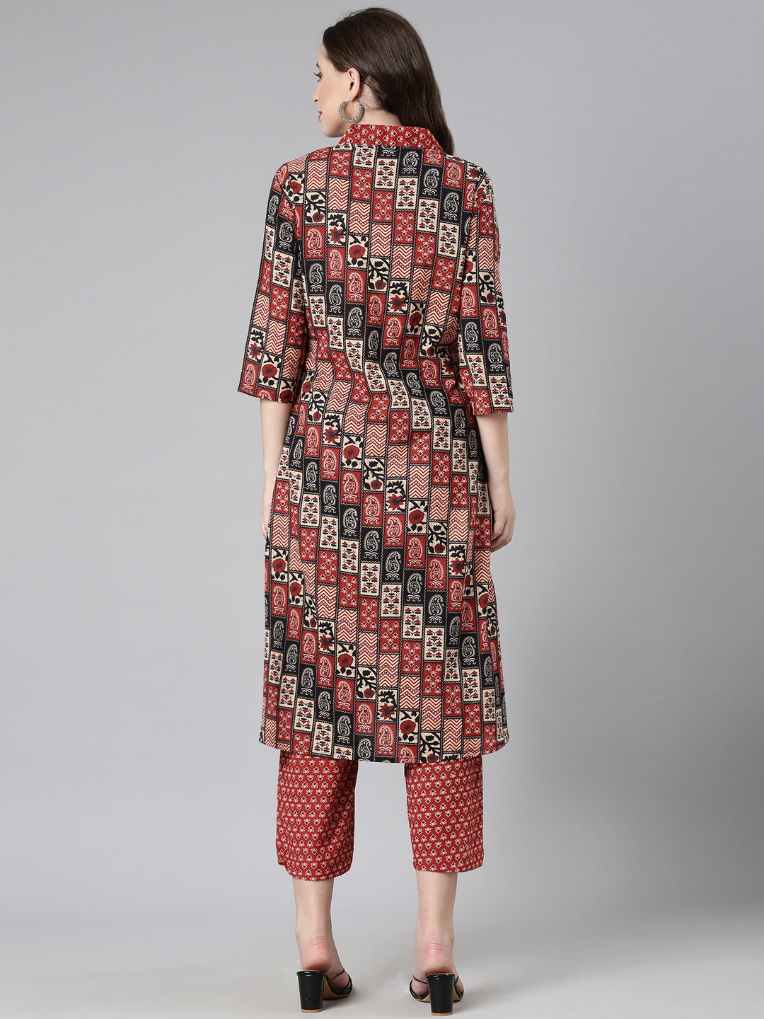 Neerus Orange cotton printed suit set - side view