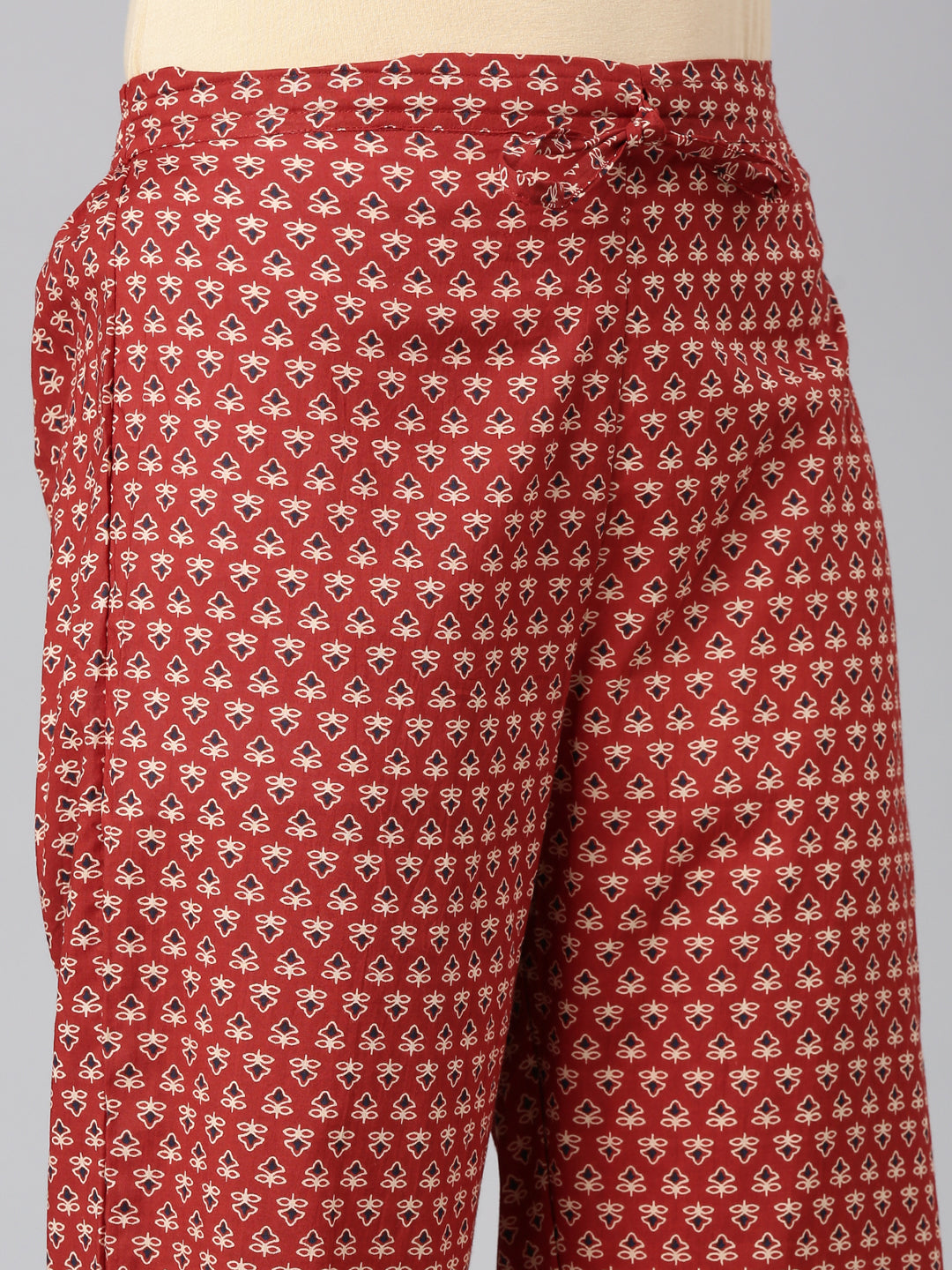 Neerus Orange cotton printed suit set - detail view 3