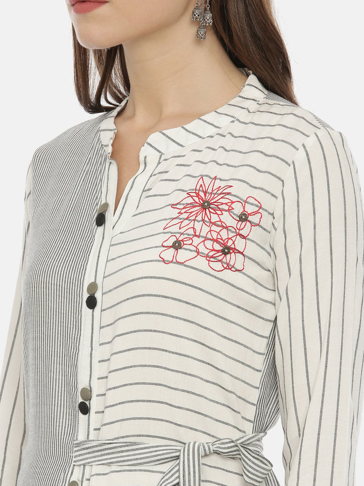 Neerus White rayon striped A-line kurta - back view