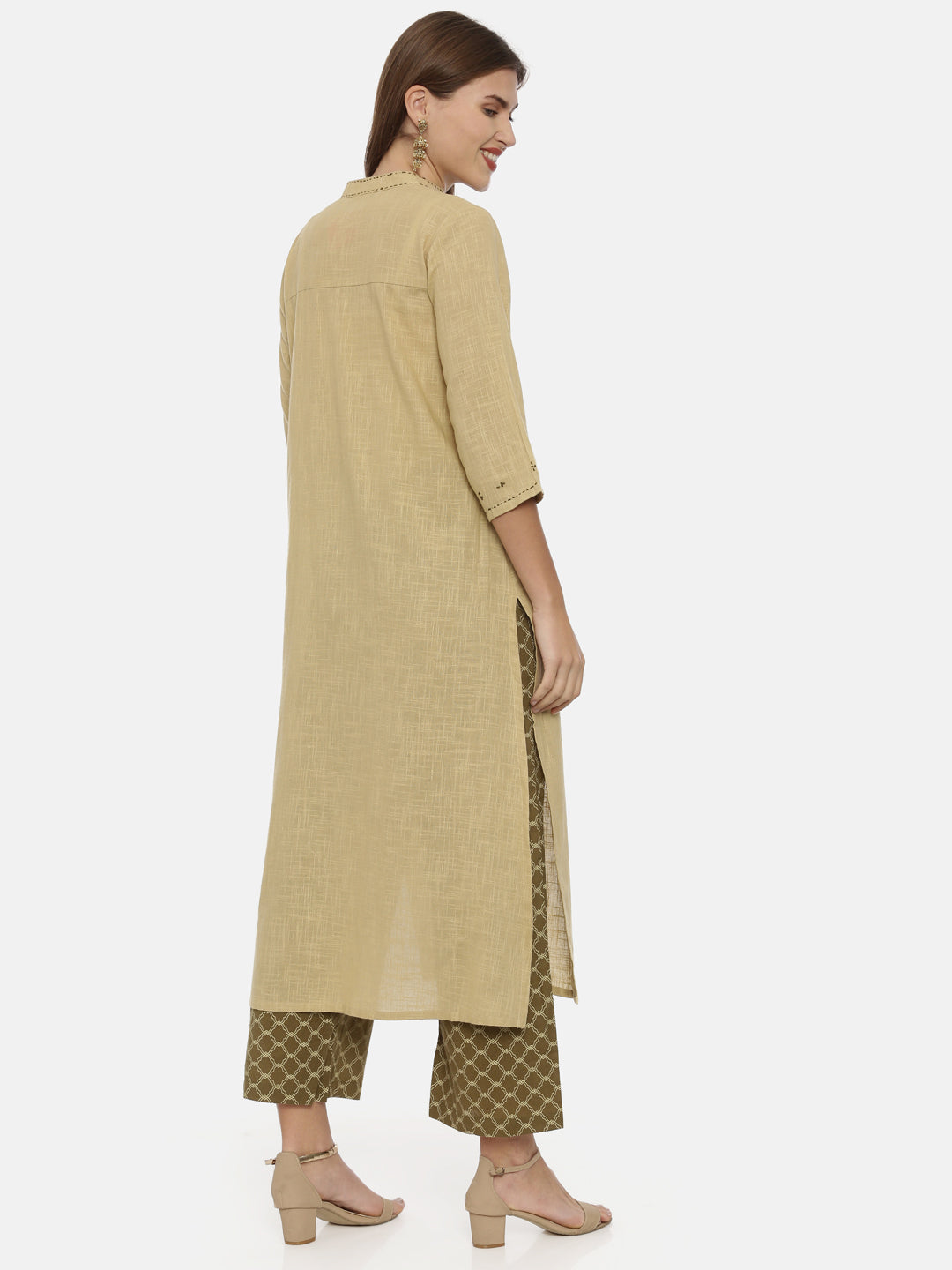 Neerus Beige muslin embroidered A-Line kurta - detail view 2