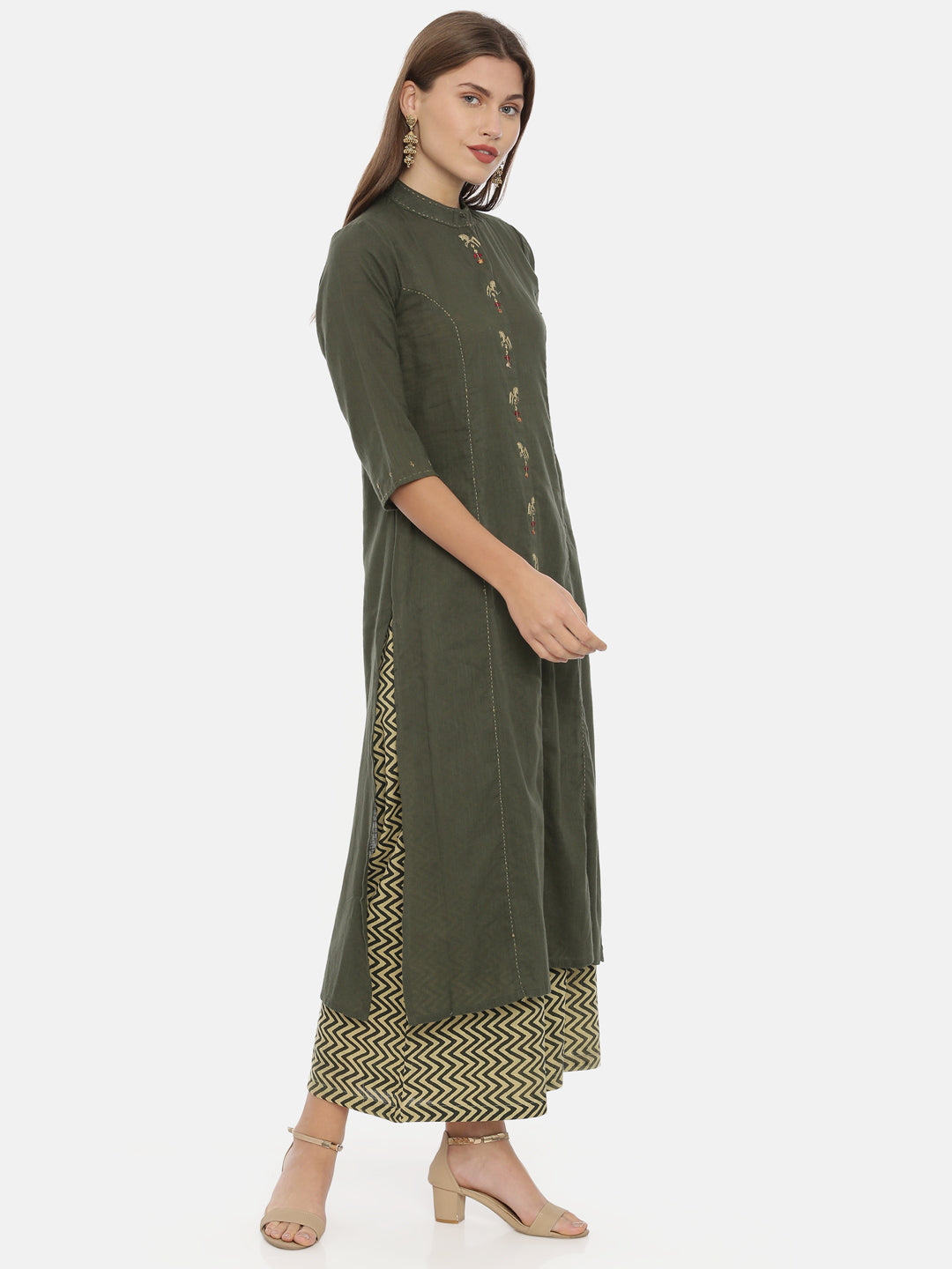 Neerus Green cotton embroidered A-line kurta - detail view 1