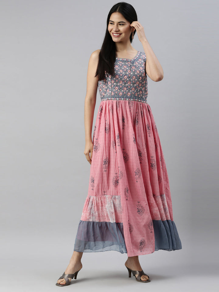 Neerus Pink cotton solid kurti - detail view 3