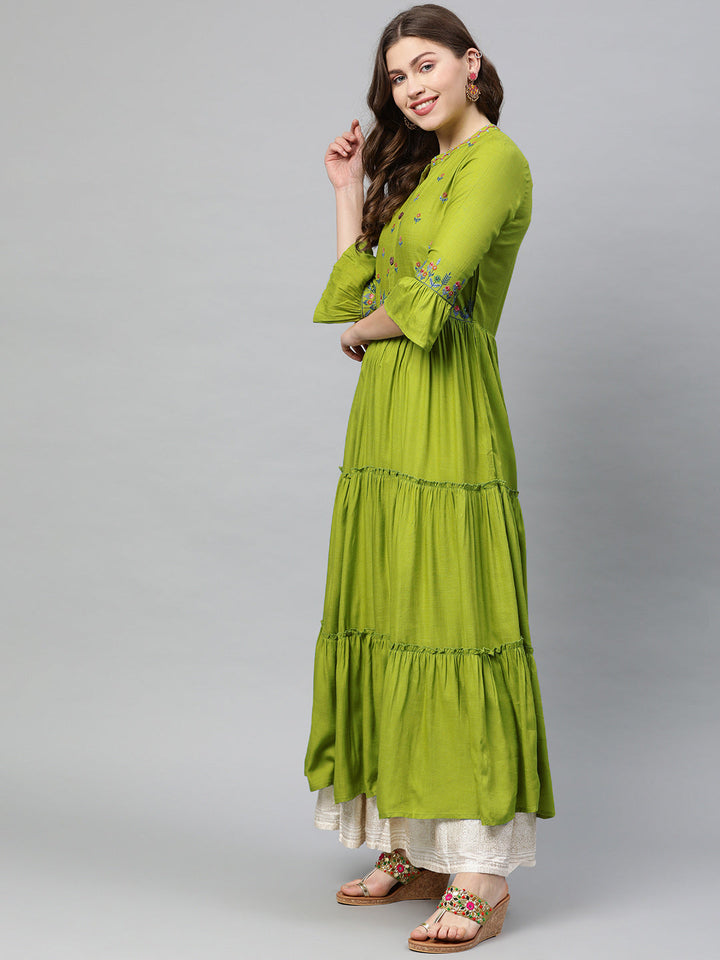 Neerus Green rayon woven A-line tiered kurta - side view