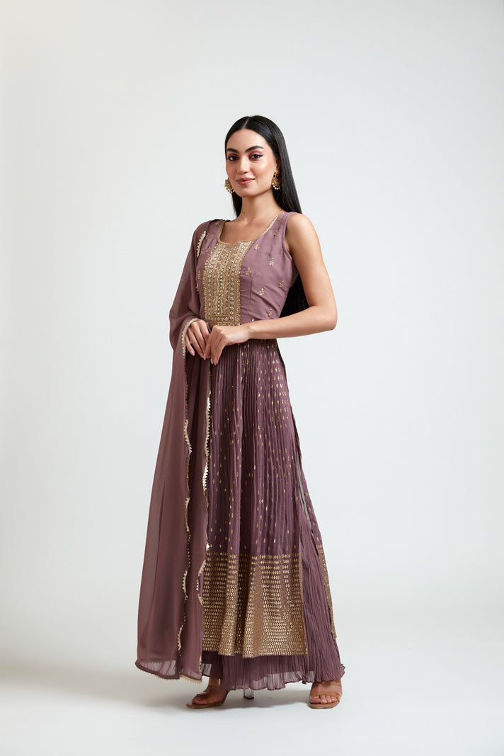 Neerus Pink georgette embroidered kurta set - front view