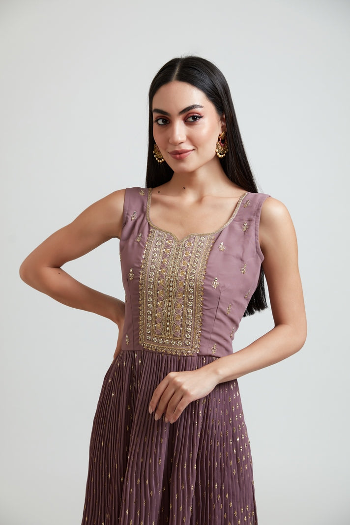 Neerus Pink georgette embroidered kurta set - detail view 4