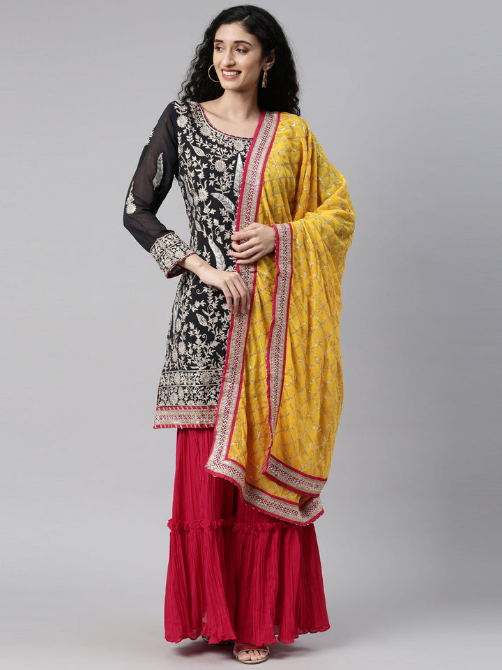 Neerus Grey georgette embroidered kurta set - front view