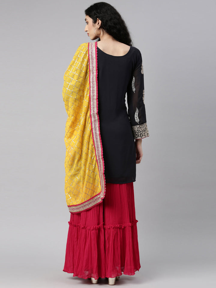 Neerus Grey georgette embroidered kurta set - detail view 4