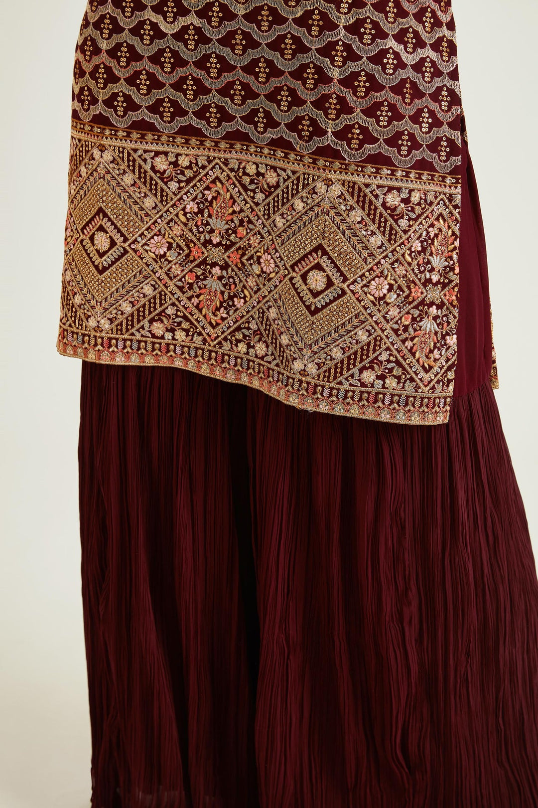 Neerus Maroon Georgette Embroidered Kurta Set - detail view 4
