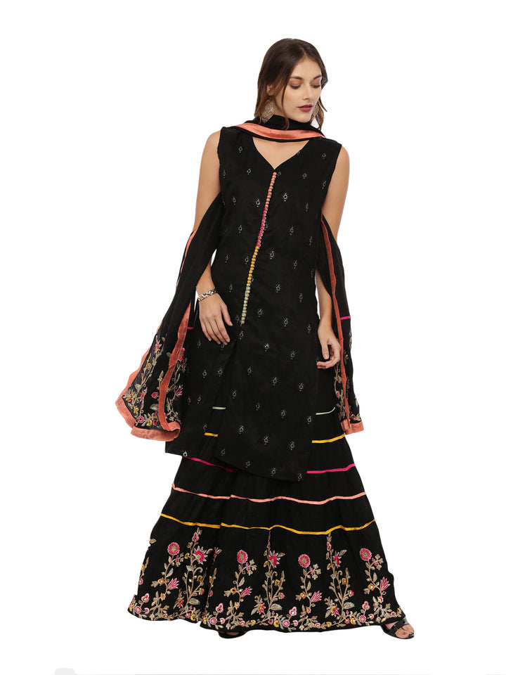 Neerus Black embellished kurta set with skirt and dupatta - front view