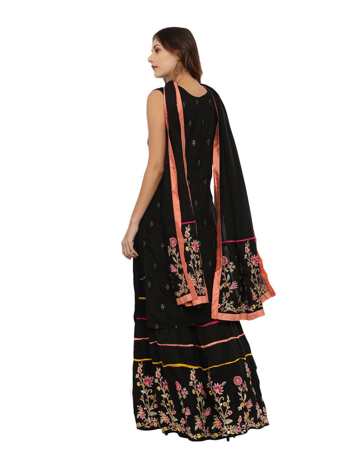 Neerus Black embellished kurta set with skirt and dupatta - detail view 1