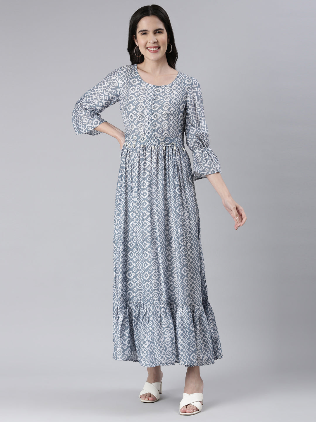 Neerus Blue muslin printed flared maxi dress - detail view 4
