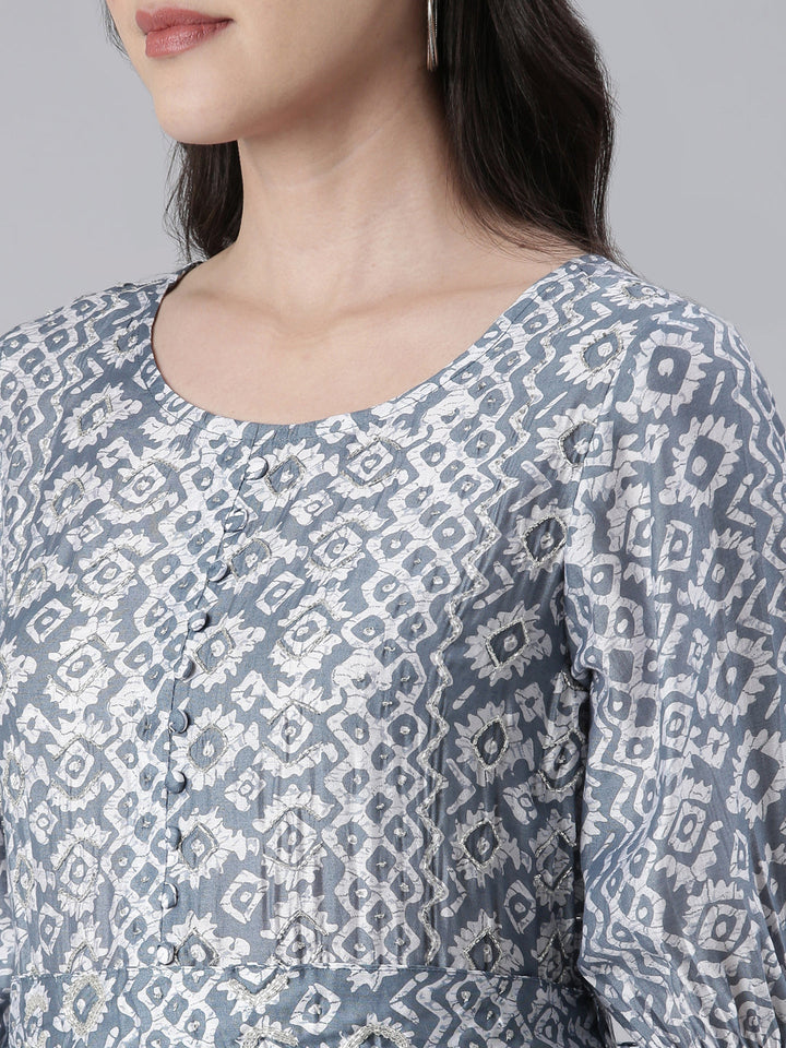 Neerus Blue muslin printed flared maxi dress - detail view 1