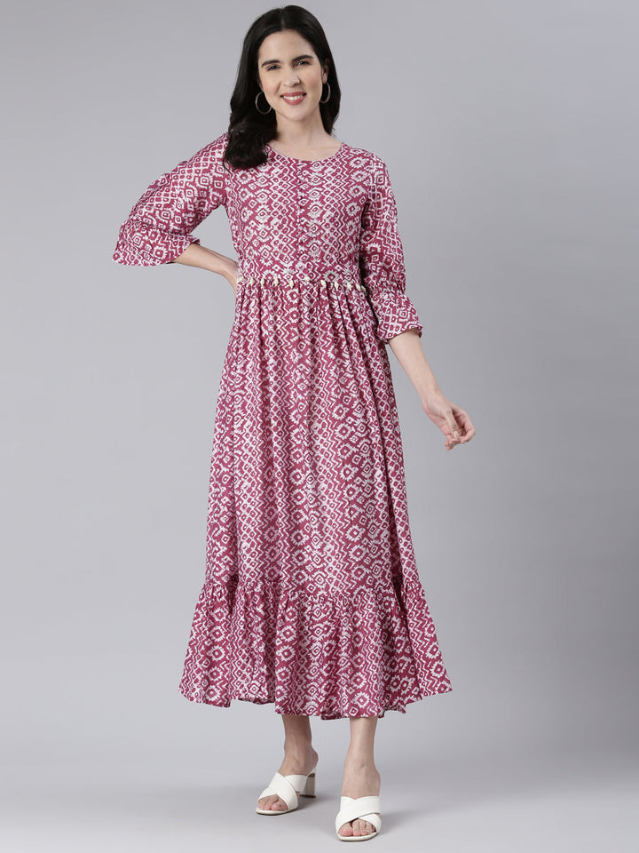 Neerus Maroon muslin printed maxi dress - detail view 4