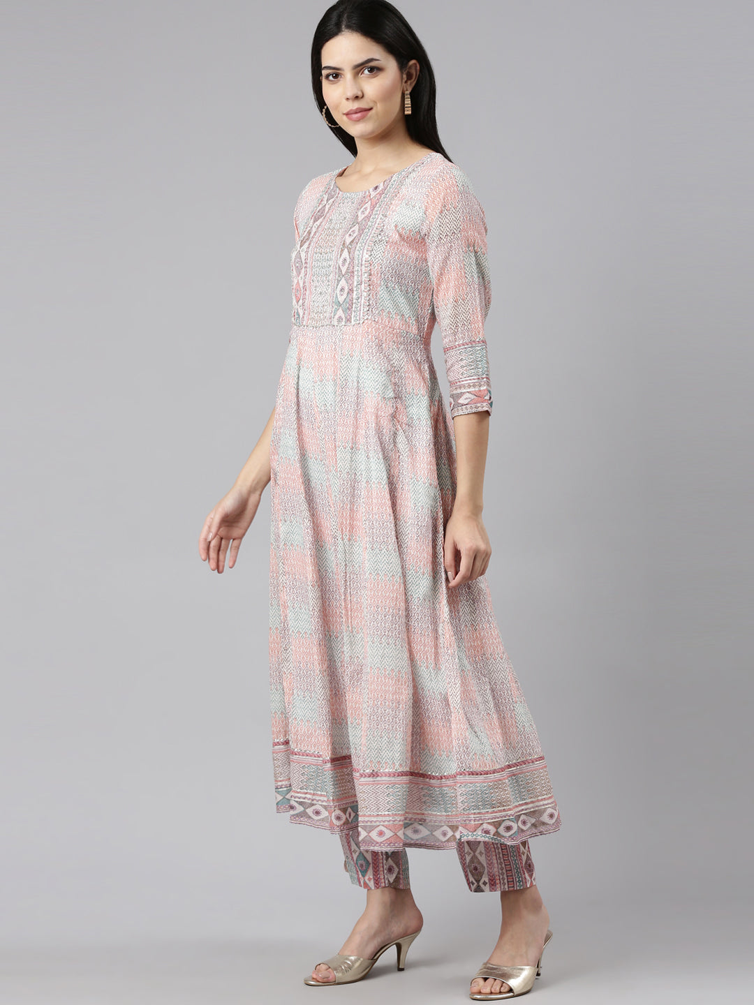 Neerus Multi printed straight kurta set with dupatta - back view