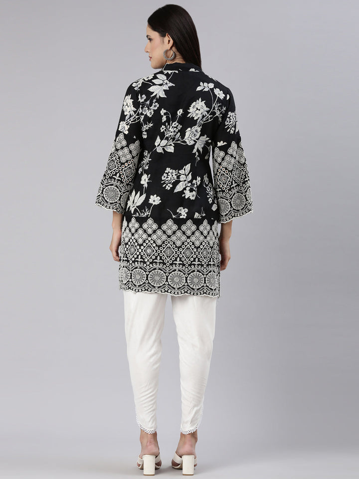 Neerus Black muslin printed kurta set - side view