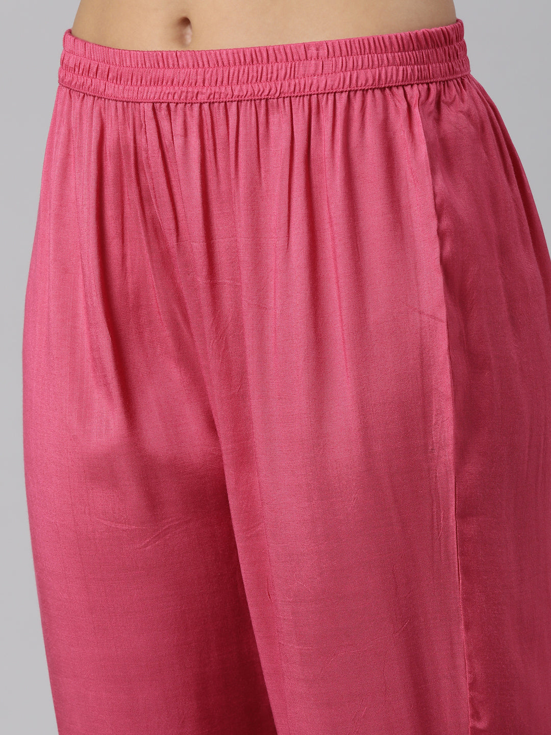 Neerus Pink muslin printed suit set - detail view 3