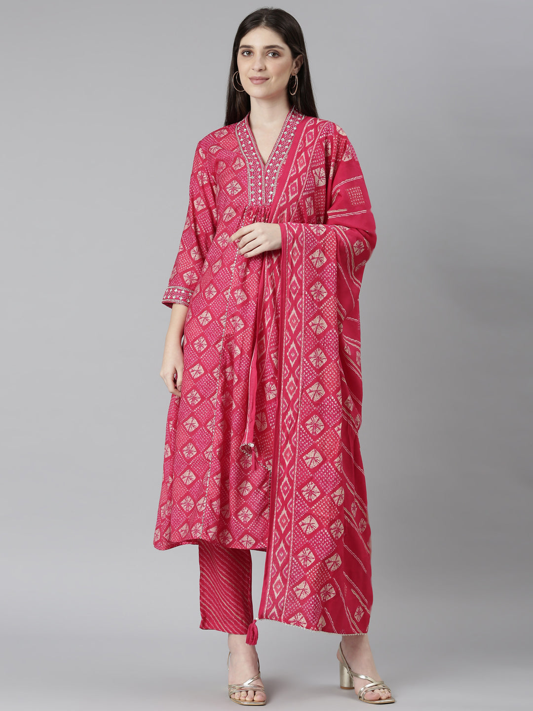 Neerus Pink muslin Bandhani printed kurta set - front view