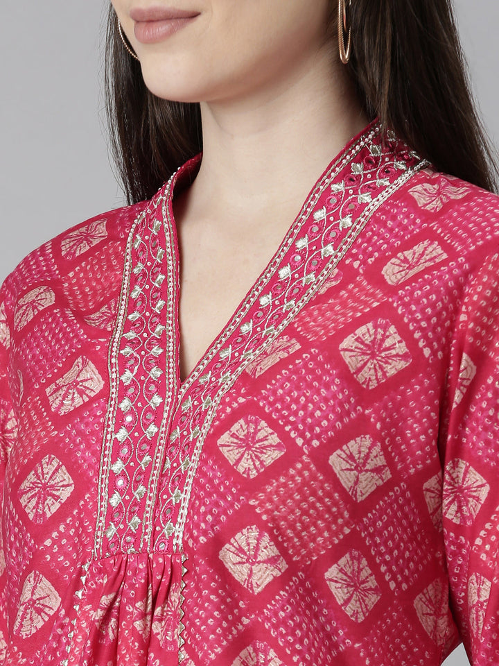 Neerus Pink muslin Bandhani printed kurta set - detail view 1