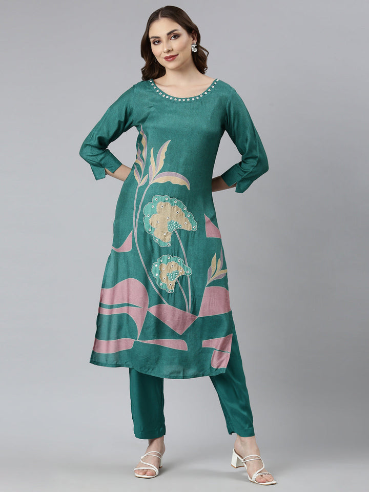 Neerus Green Regular Straight Floral Kurta And  Trousers