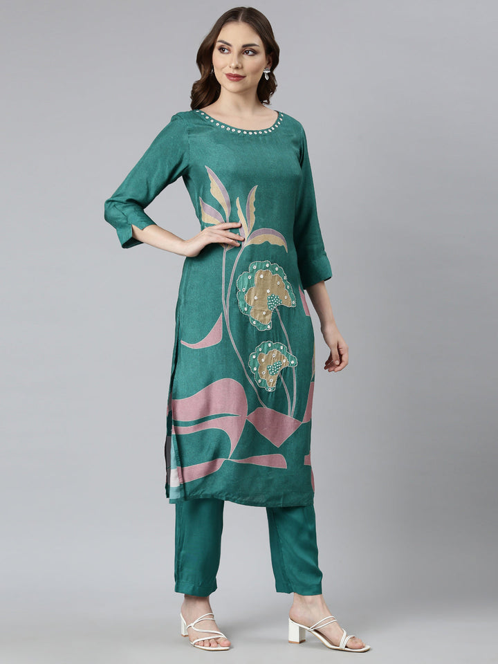 Neerus Green Regular Straight Floral Kurta And  Trousers