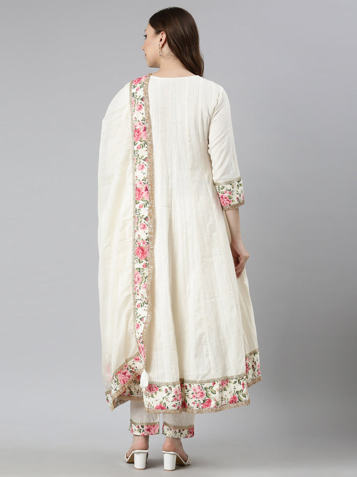 Neerus Beige flared solid suit set - side view