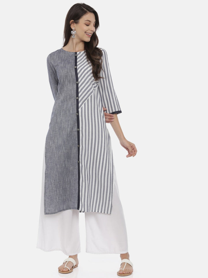 Neerus Grey rayon printed straight kurta - detail view 3