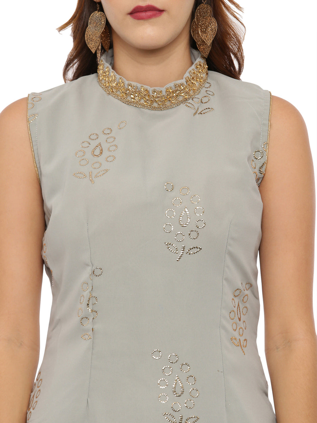 Neerus Grey georgette sleeveless suit skirt set - back view