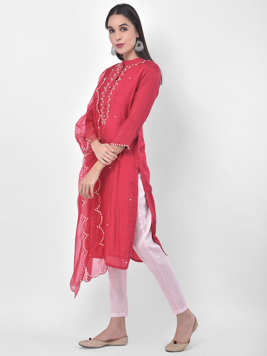 Neerus Pink embellished kurta set with pant and dupatta - back view