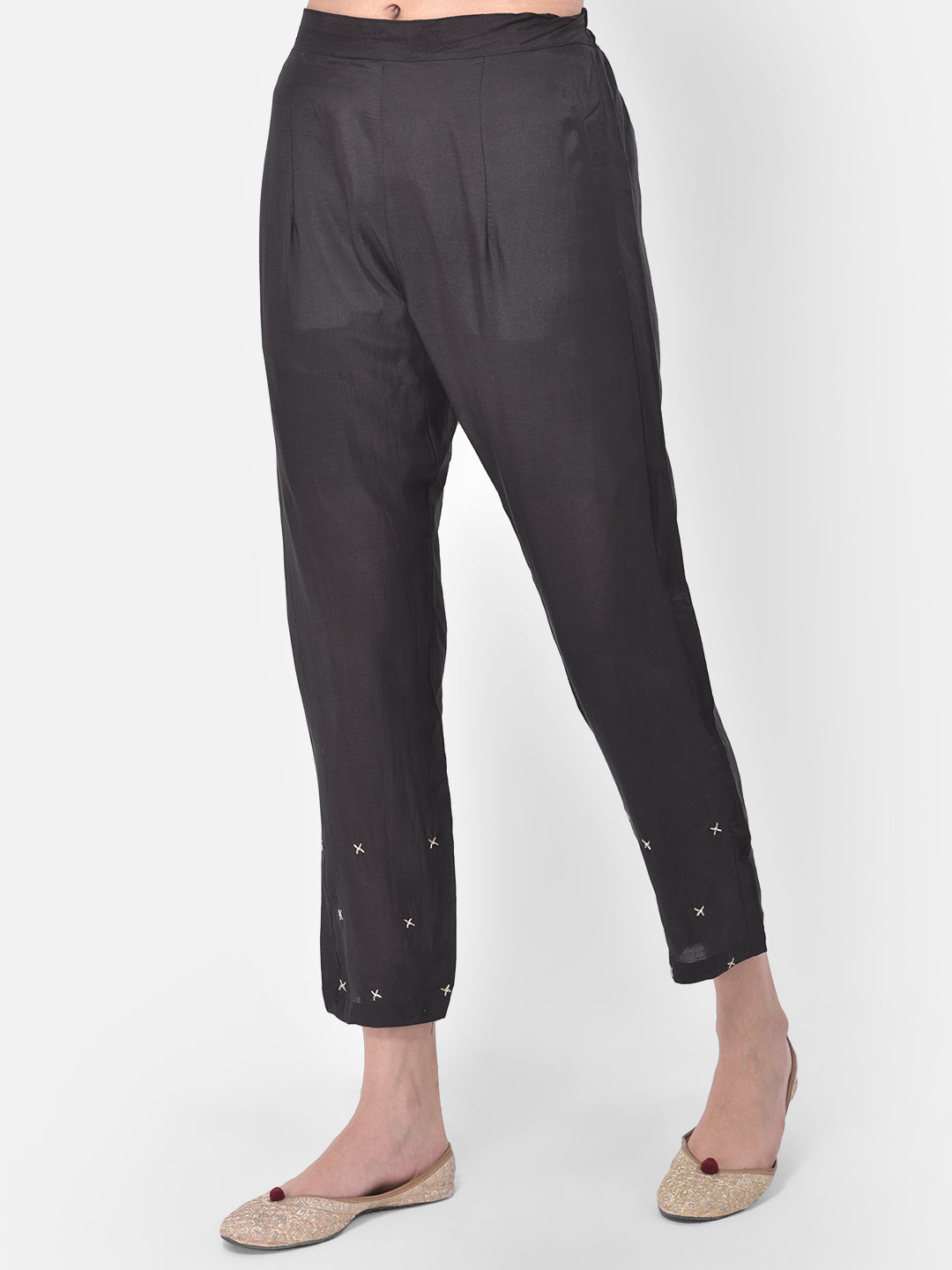 Neerus Black embellished suit set - detail view 4
