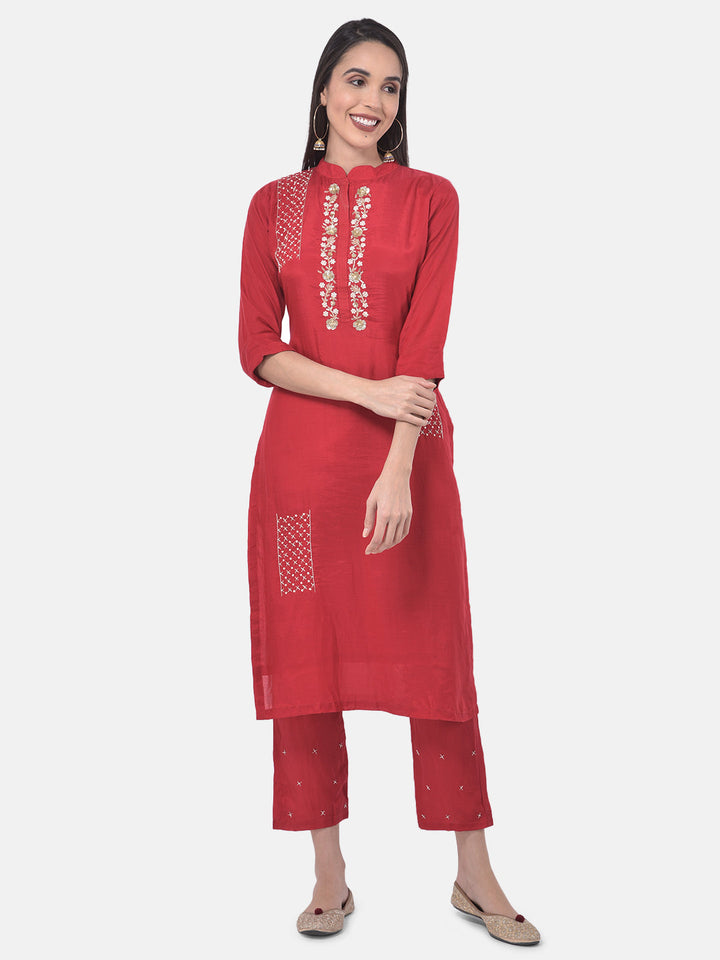 Neerus Red embellished kurta set with pant and dupatta - detail view 3