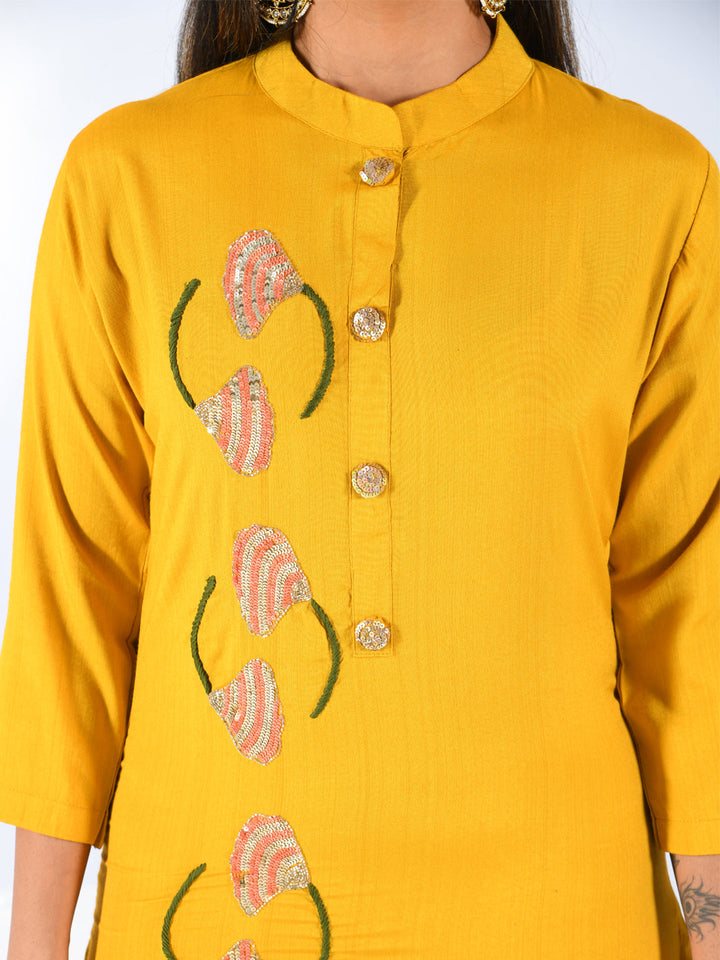 Neerus Orange rayon embellished straight kurta - detail view 1