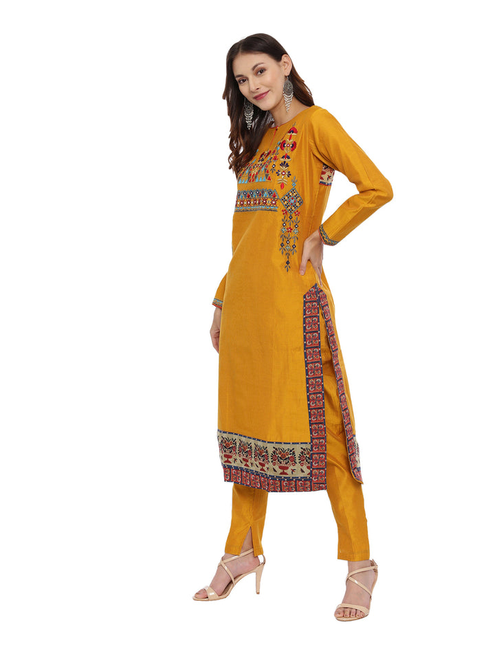 Neerus Yellow embroidered kurta set with pant and dupatta - detail view 2