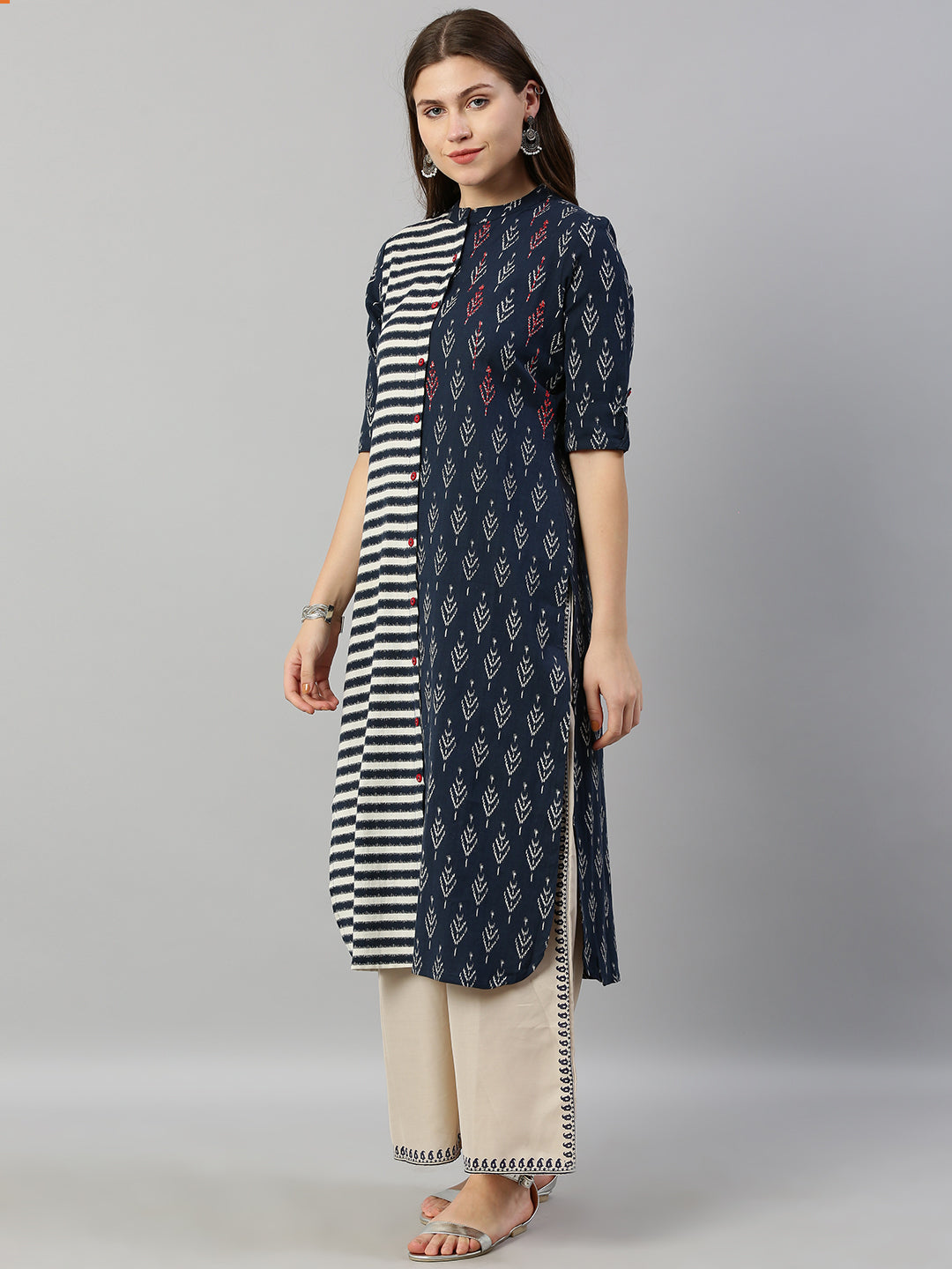 Neerus Blue striped printed straight kurta - detail view 2