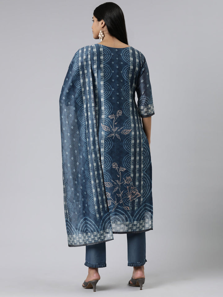 Neerus Green Chanderi Cotton Printed Kurta Set - side view