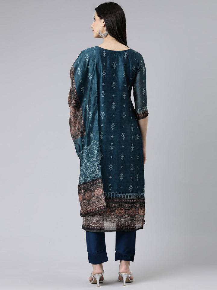 Neerus Green Silk Chiffon Printed Kurta Set - side view