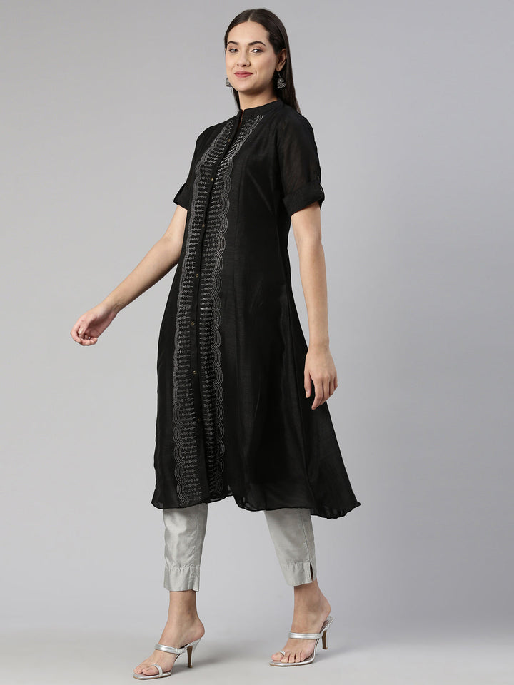 Neerus Black crepe flared anarkali kurta - back view