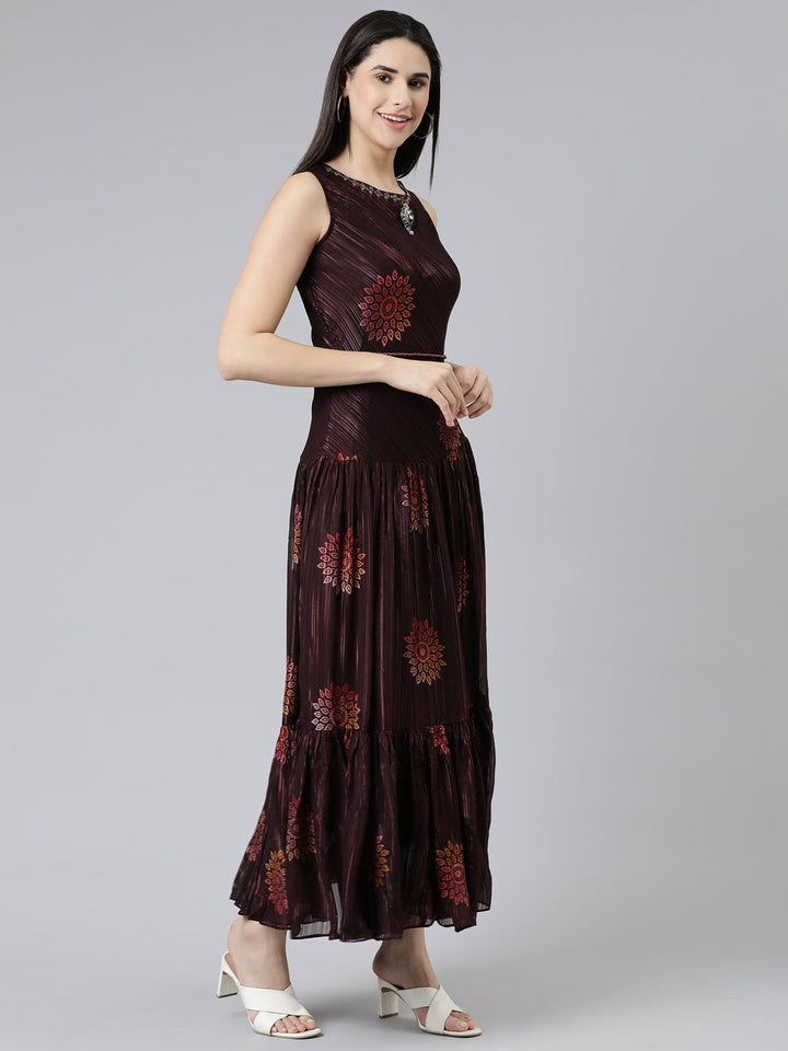 Neerus Maroon printed straight gown - back view