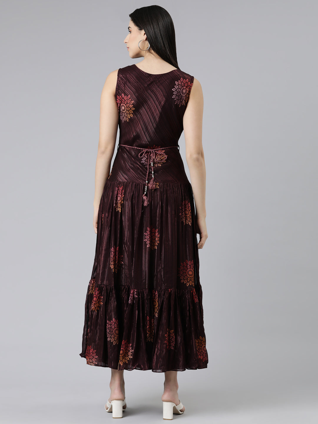Neerus Maroon printed straight gown - side view