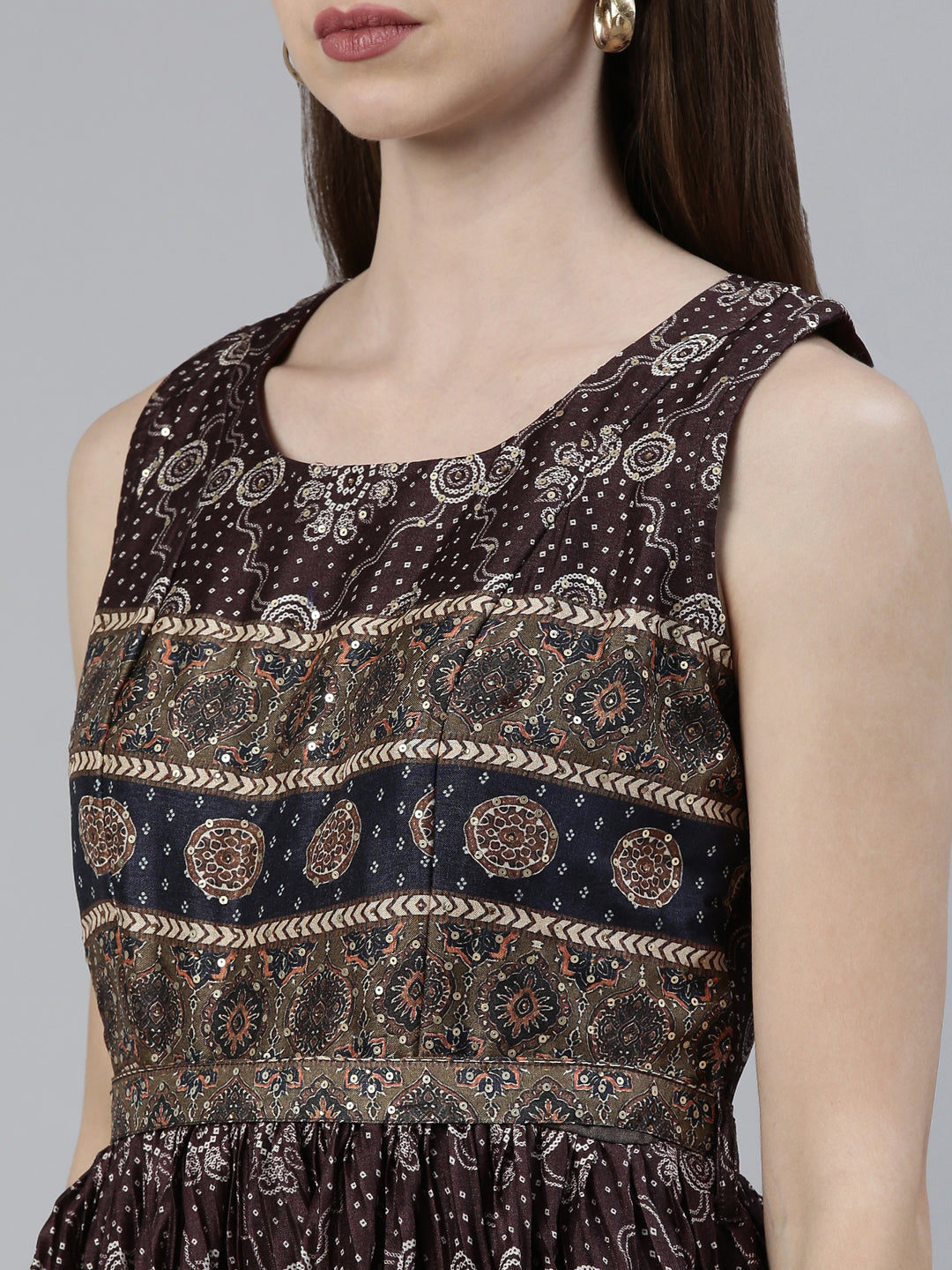 Neerus Brown raw silk printed maxi dress - detail view 1