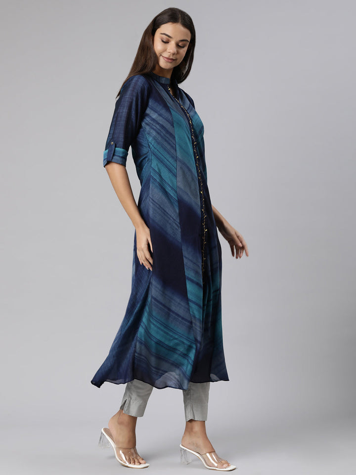 Neerus Blue rayon printed straight dress - back view