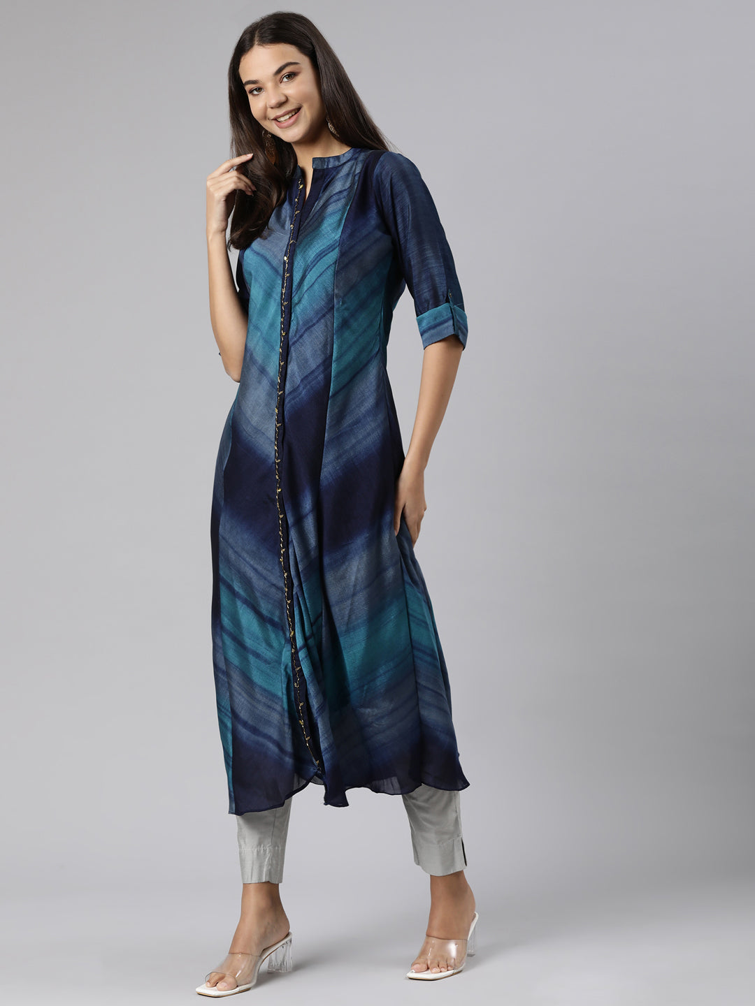 Neerus Blue rayon printed straight dress - detail view 2