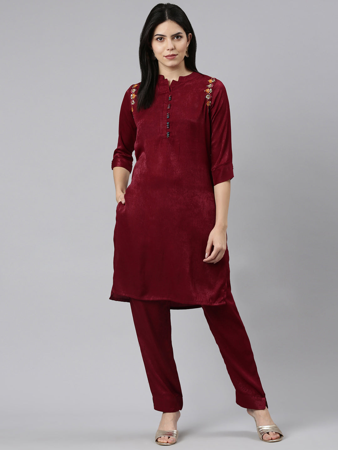 Neerus Pink solid straight kurta set with trouser - detail view 2