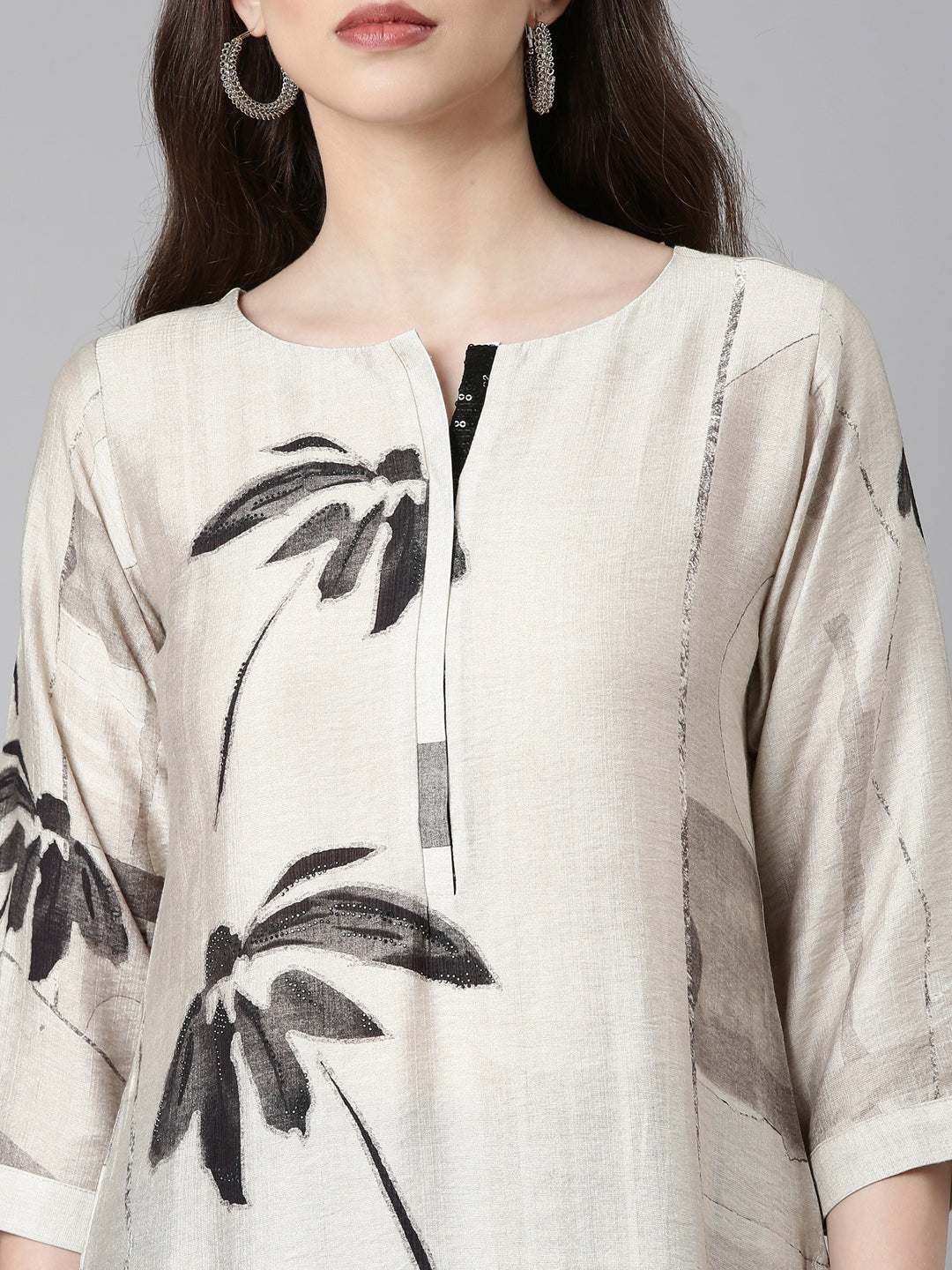 Neerus Grey viscose rayon printed straight kurta - detail view 1